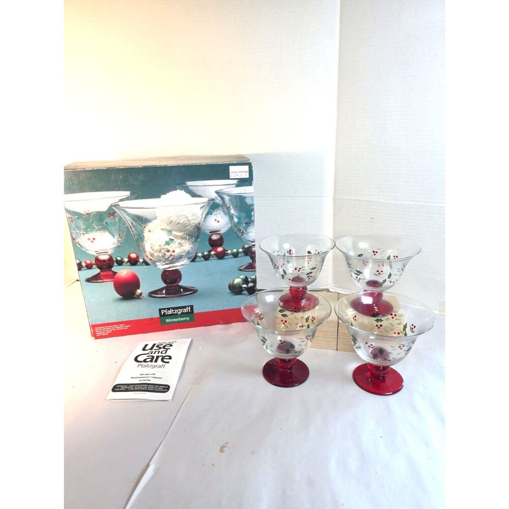 NOB Vtg Pfaltzgraff  4 Winterberry Pedestal Footed Glass Dessert Bowls Set